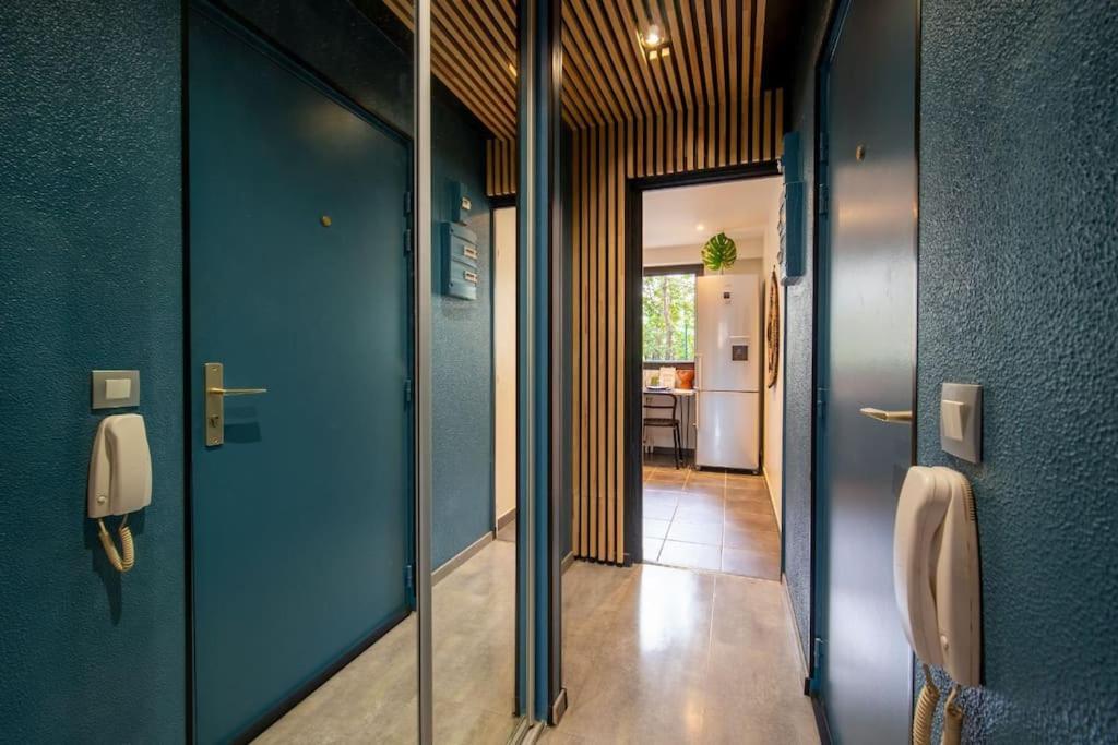 Air-Conditioned Apartment With Private Parking Marseille Ngoại thất bức ảnh