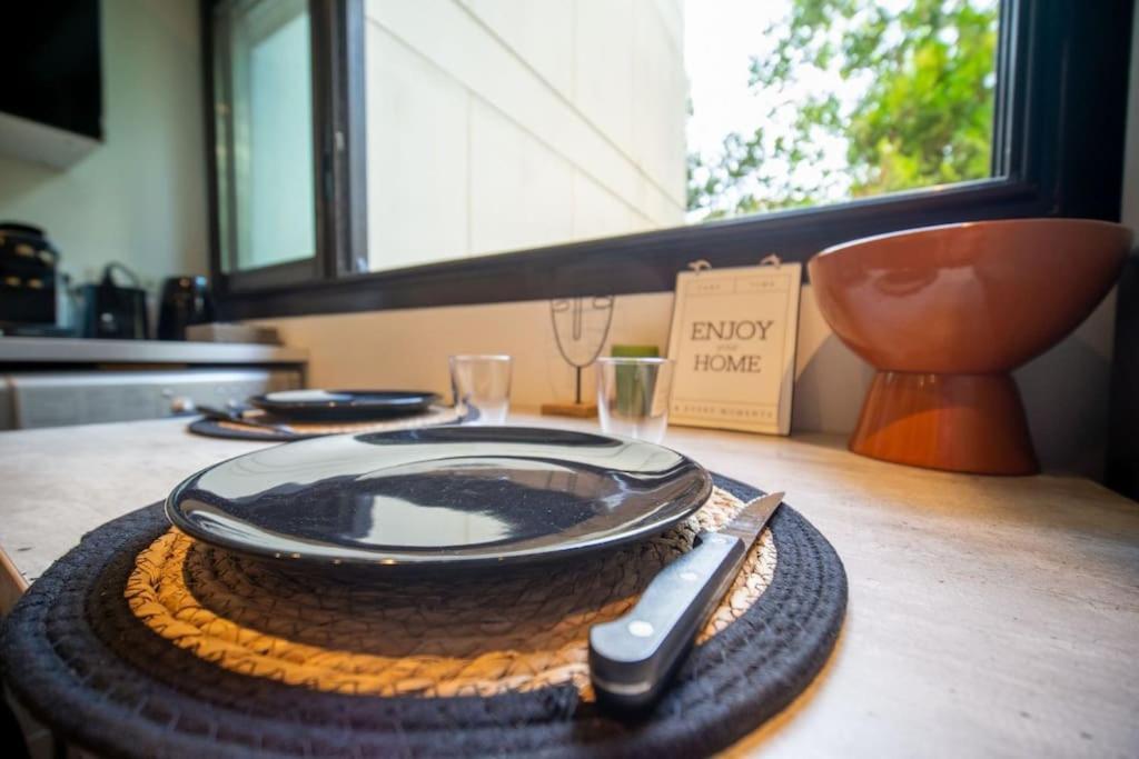 Air-Conditioned Apartment With Private Parking Marseille Ngoại thất bức ảnh