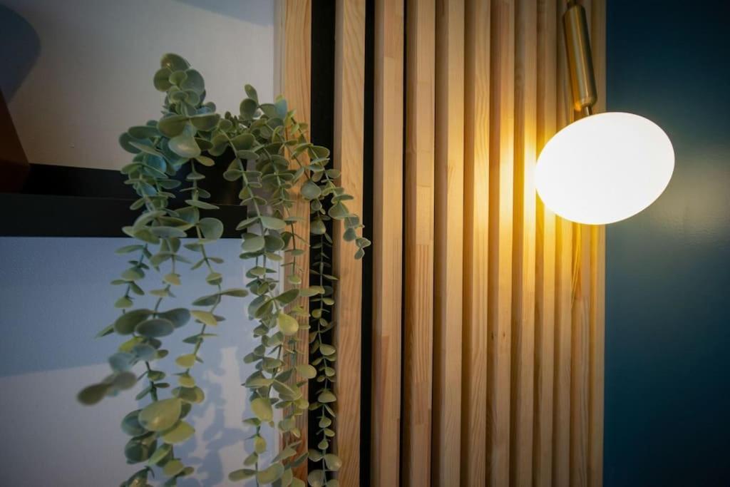 Air-Conditioned Apartment With Private Parking Marseille Ngoại thất bức ảnh